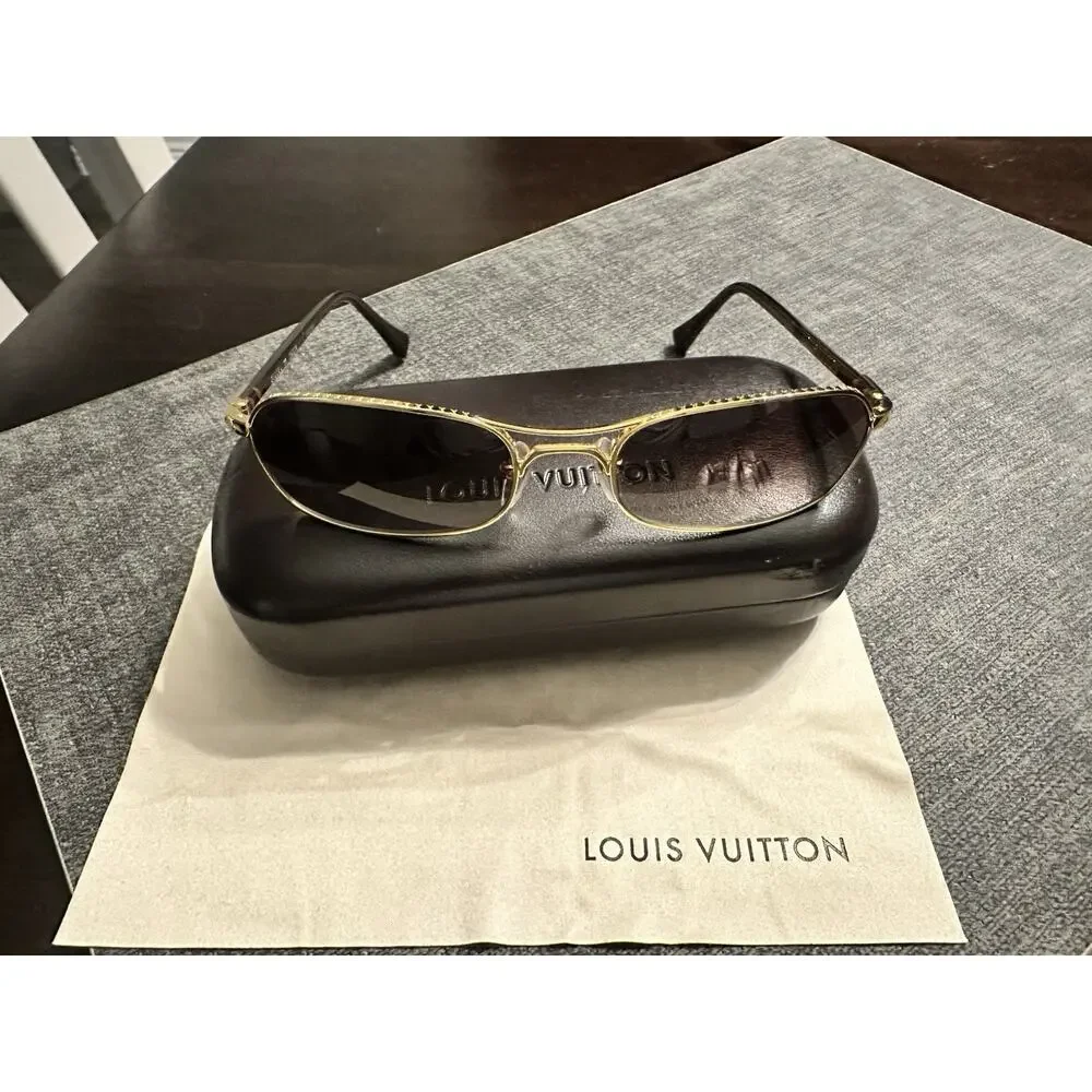 Louis Vuitton authentic louis
